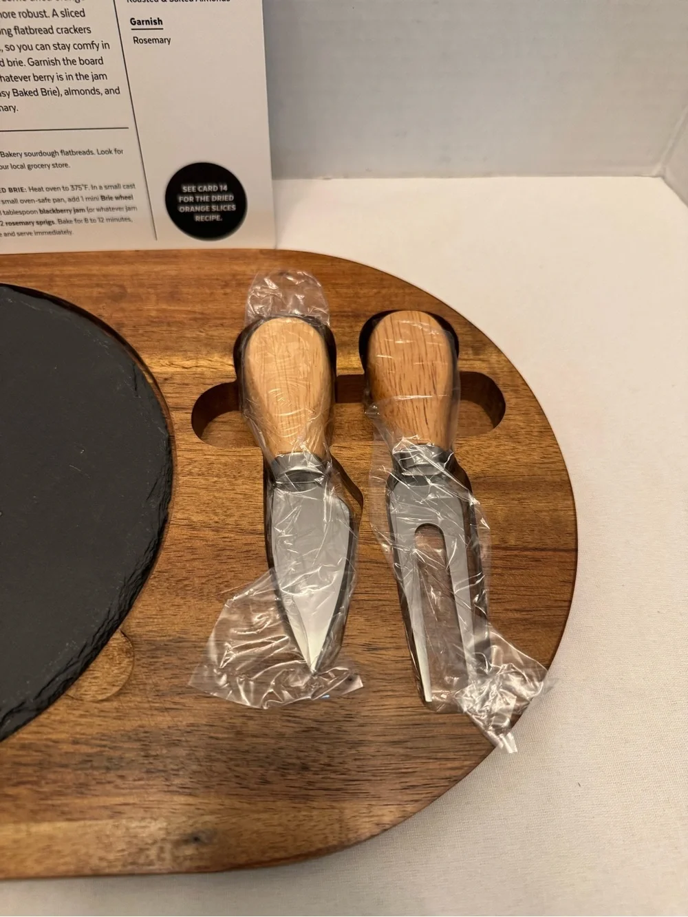 The Woodlands Resort Acacia Wood Slate Charcuterie Cheese Board Set Knives NIB